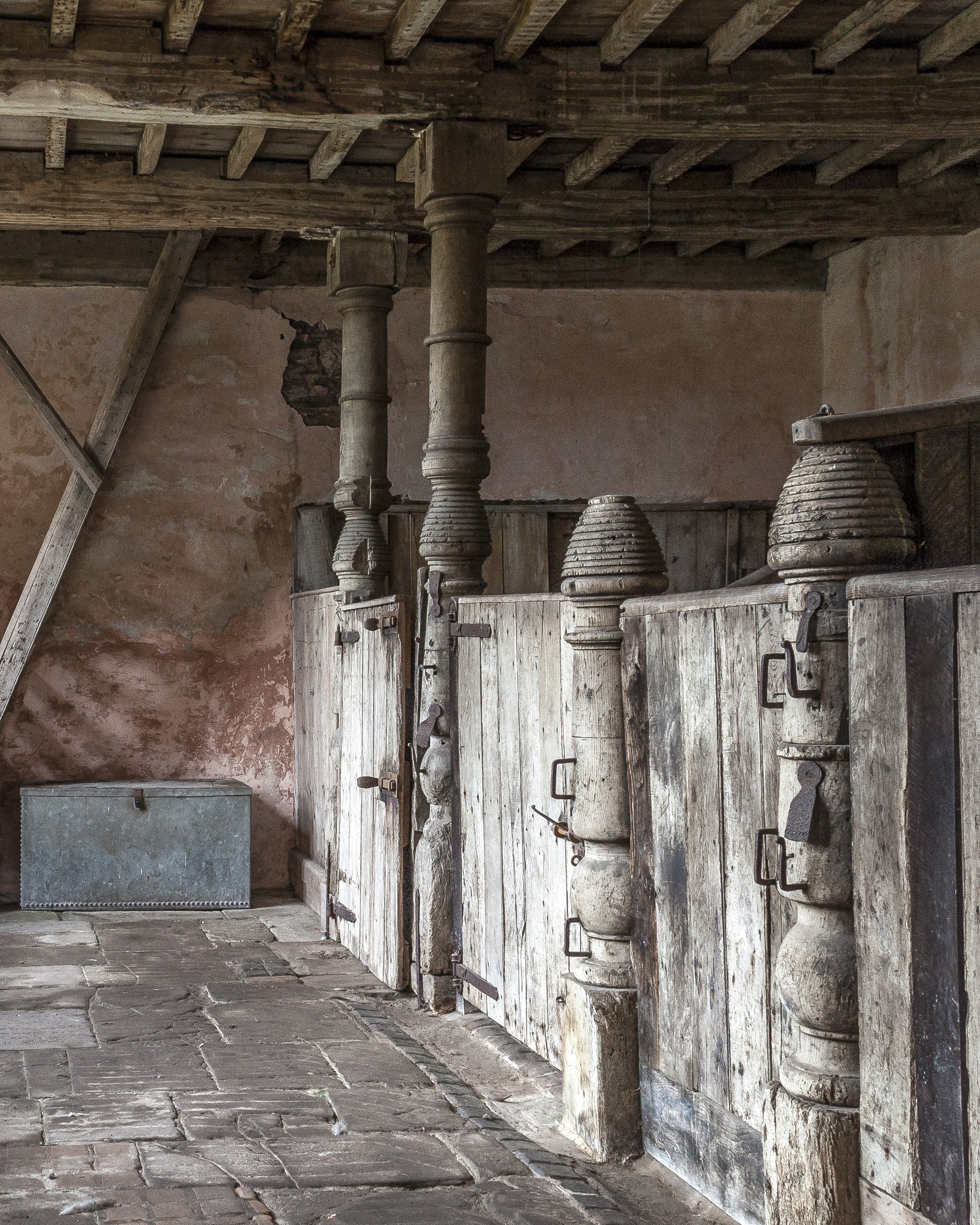 LLanvihangel Court - Interiors Photography 