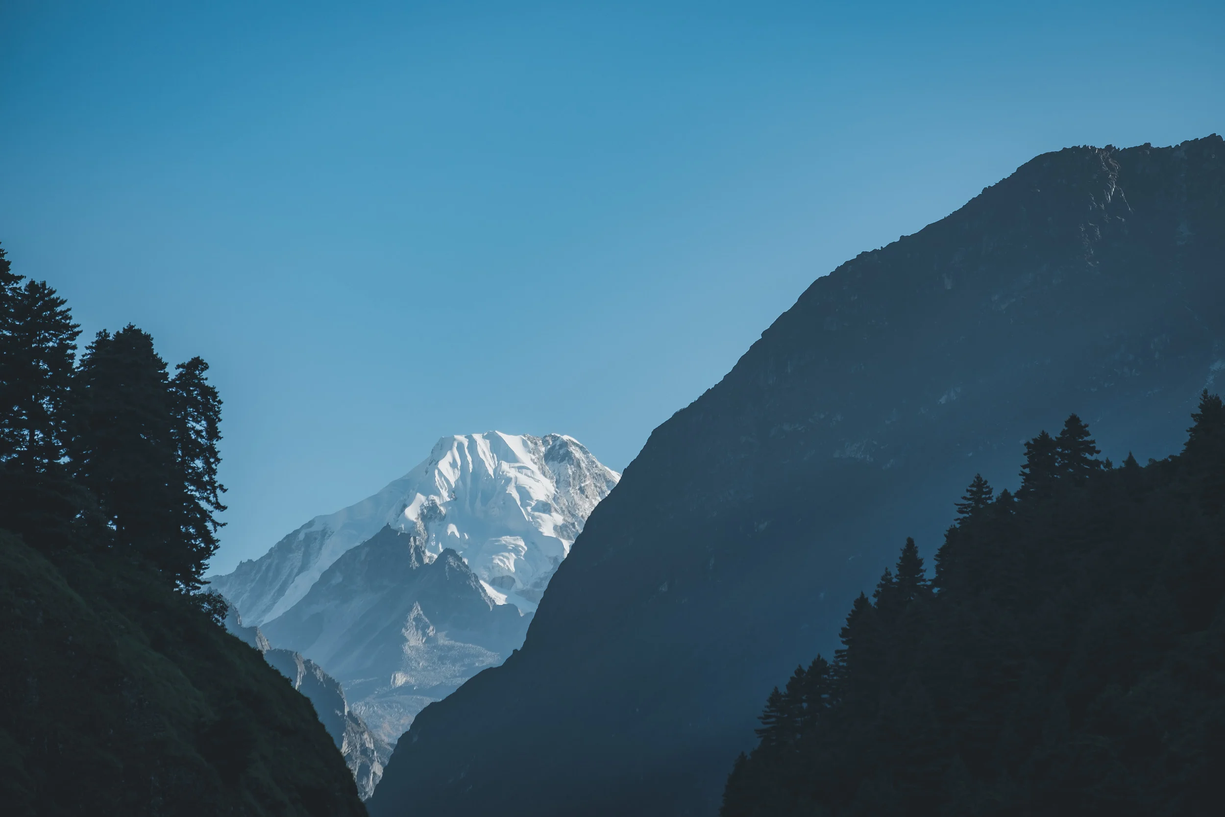 Manaslu, 8,163 metres, after sunrise.