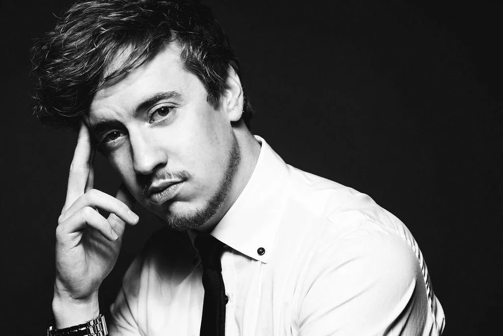 2. WILL-BOWES-6145--WEB copy.jpg