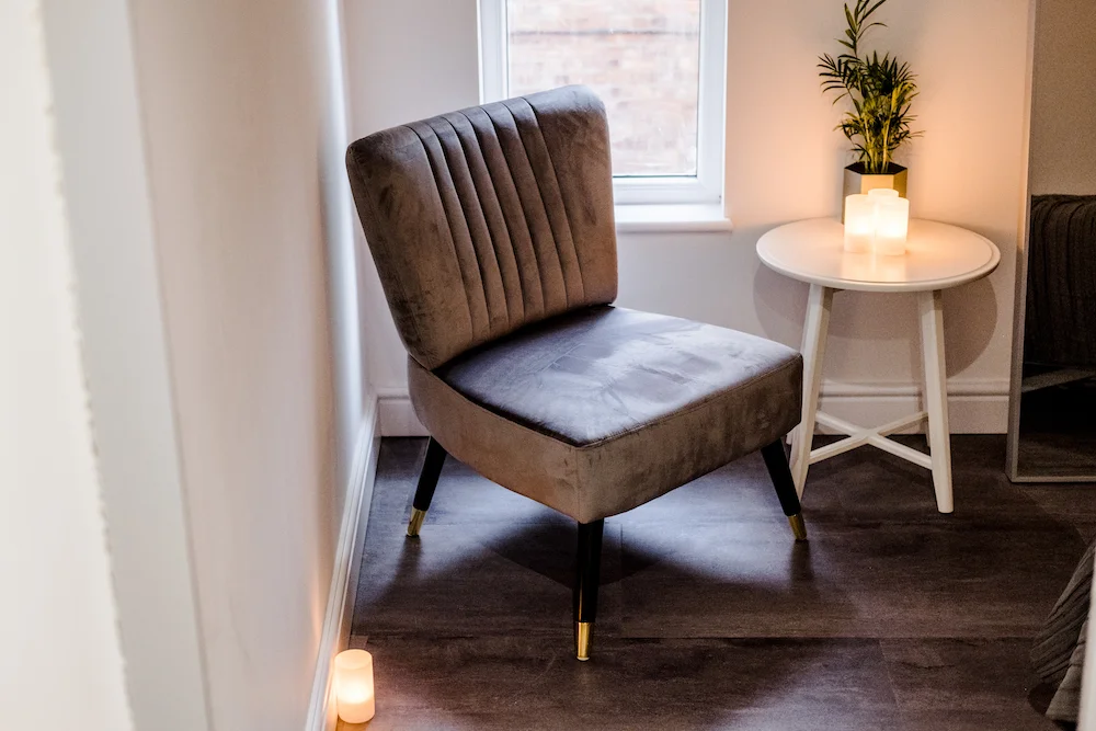 chair.jpg