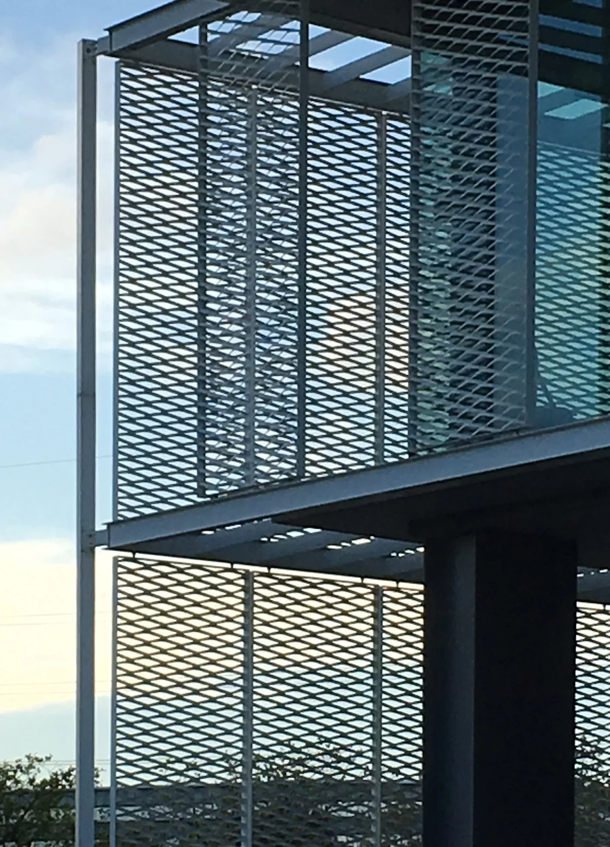 WG_FISHERMAN CLUB_X.JPG