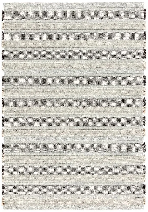 For a bit less extreme texture you can choose the Ligne Pure - Grade rug. Beautiful textured stripes that aren’t too overwhelming