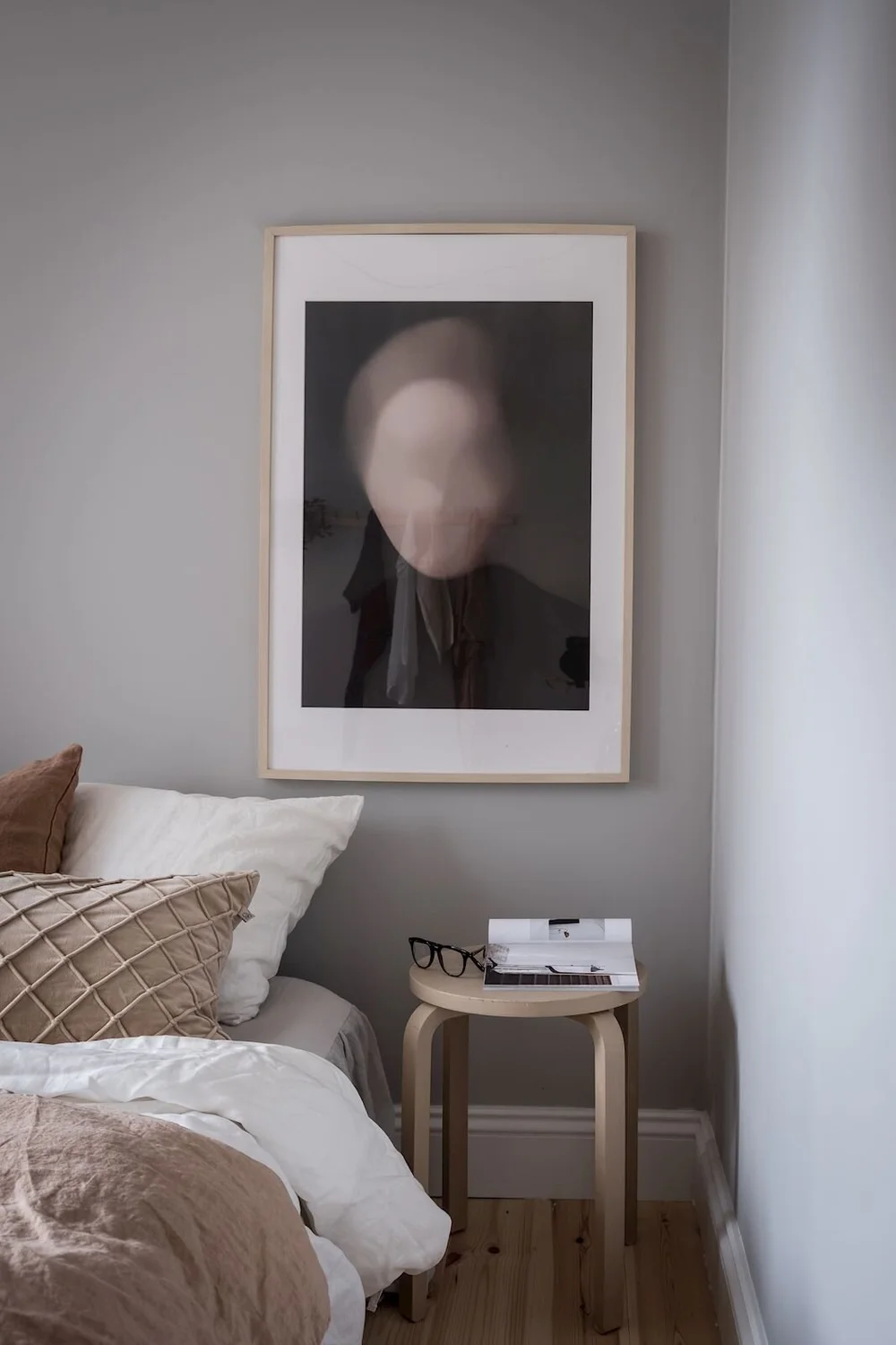 The Nordroom - A Small Light and Beautiful Scandinavian Apartment