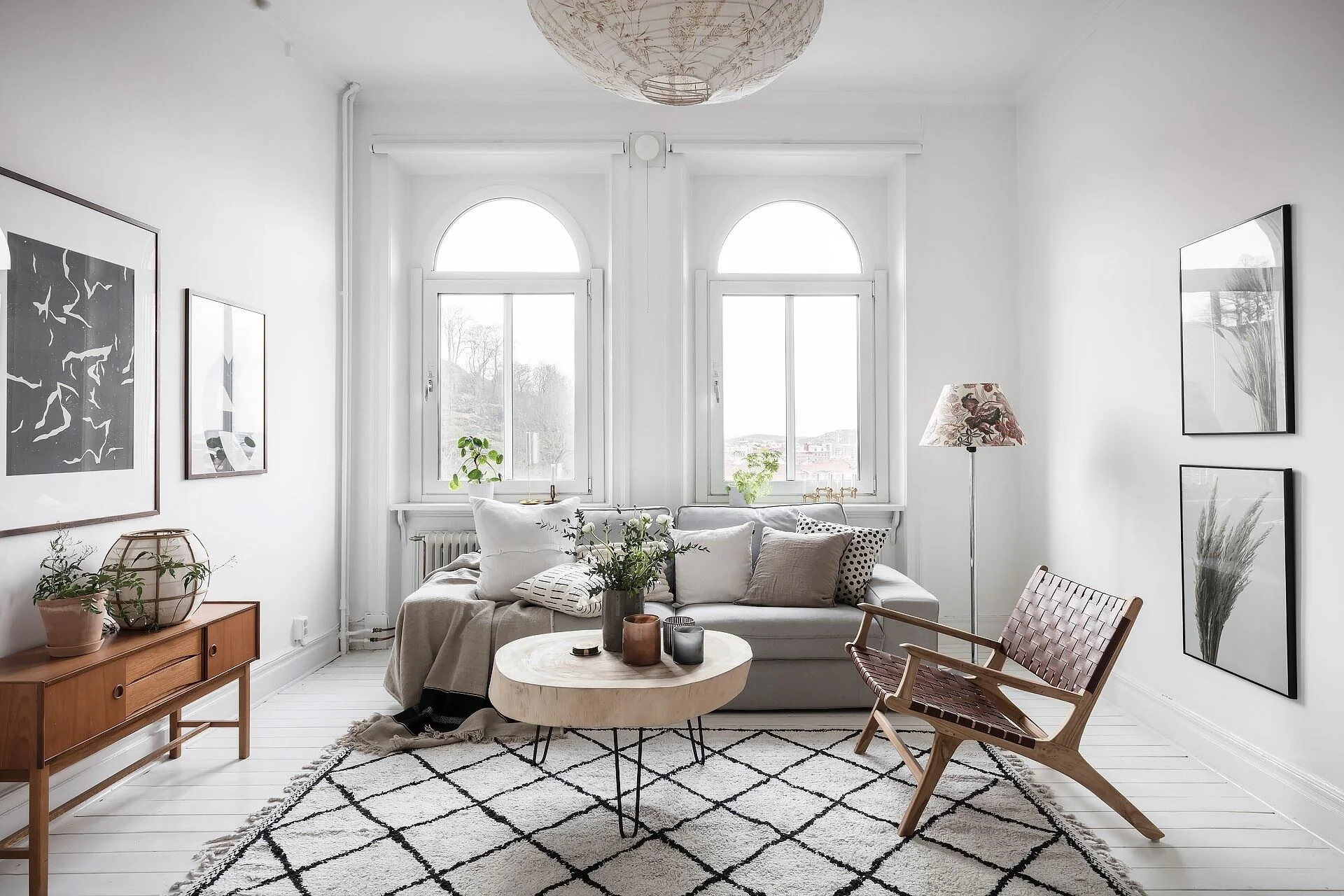 A Bright Scandinavian Studio Apartment — THE NORDROOM