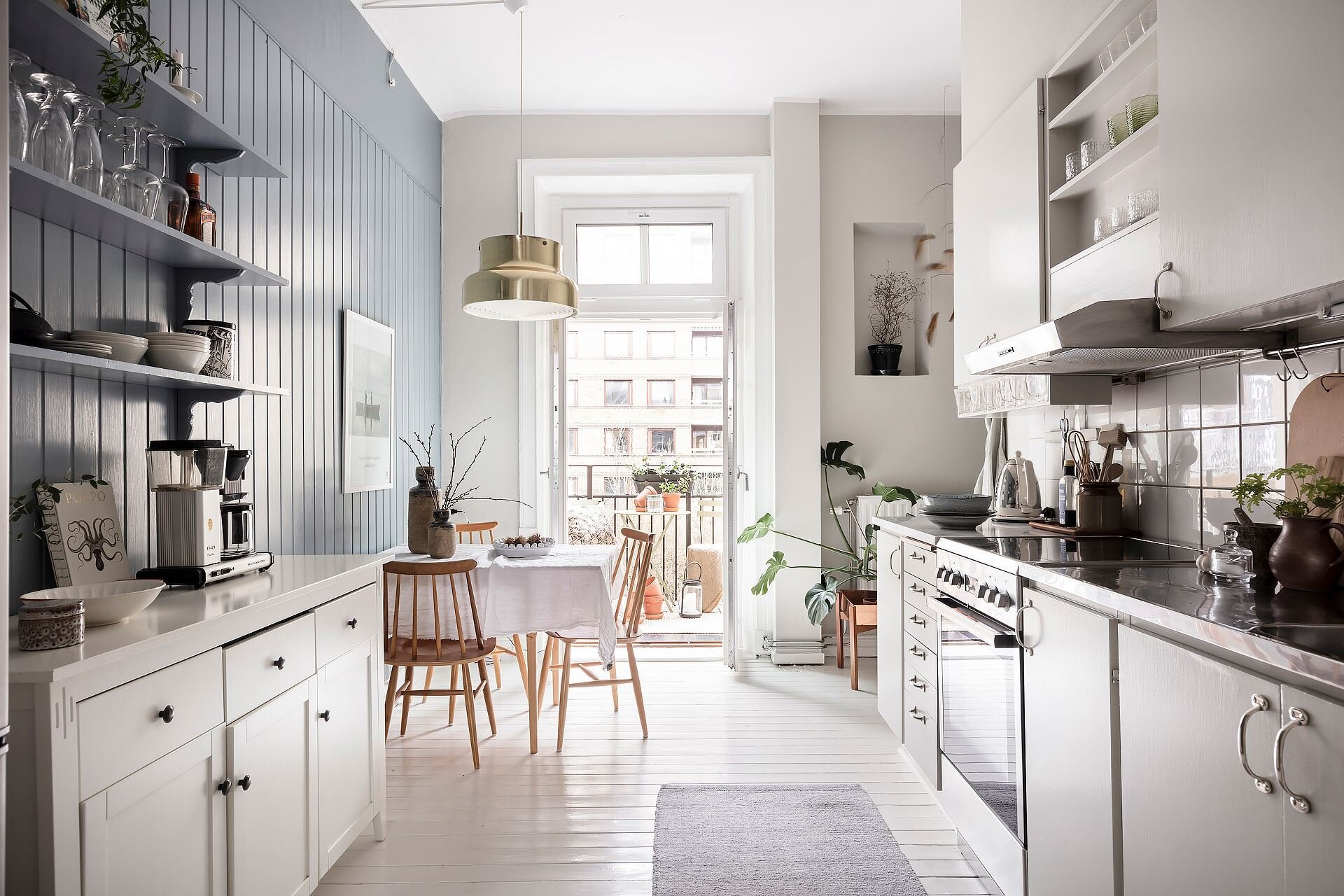 A Bright Scandinavian Studio Apartment — THE NORDROOM