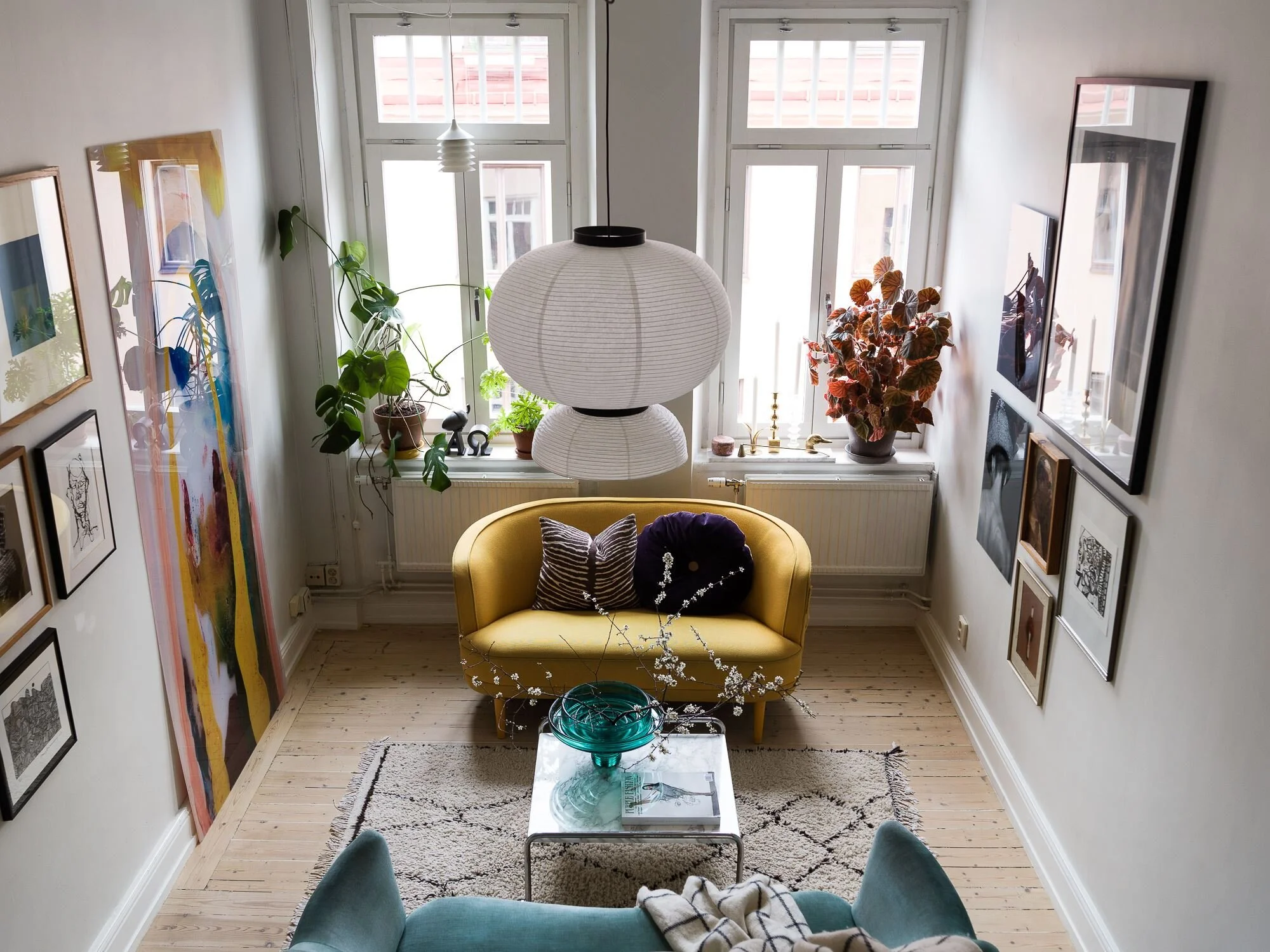 A Small Scandi Apartment With An Art Filled Living Room The Nordroom