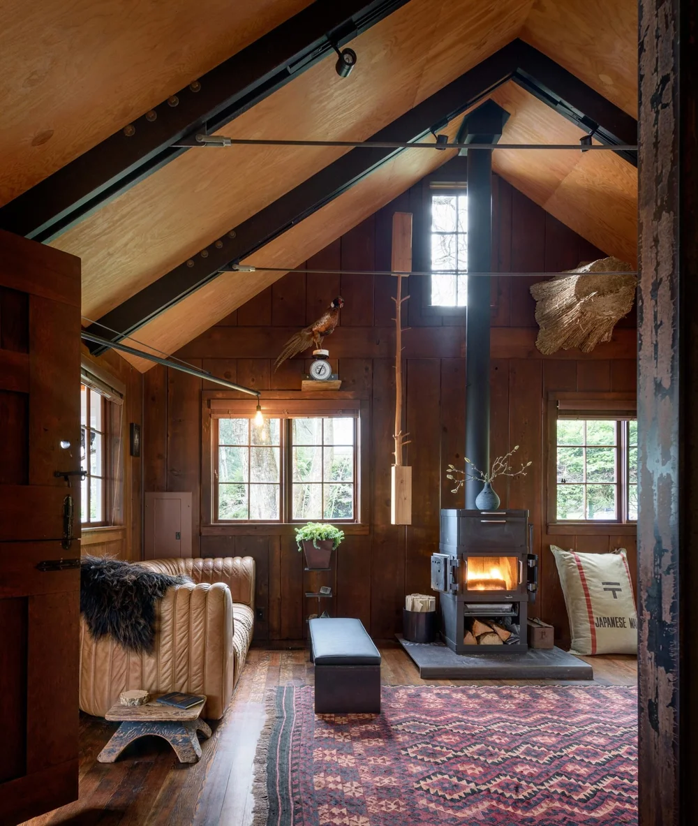 A Cozy Cabin With A Bedroom View Of The Surrounding Nature The Nordroom