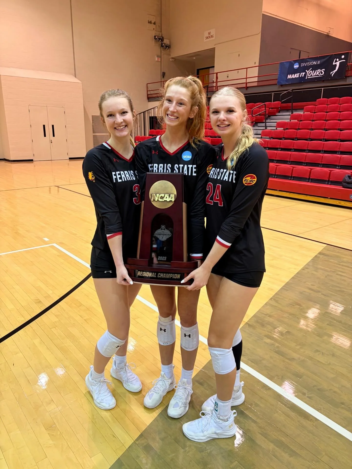 Congratulations to 3 ISO alum on their Regional Championship! 🏆

We&rsquo;re so proud of you &amp; your team. Good luck!