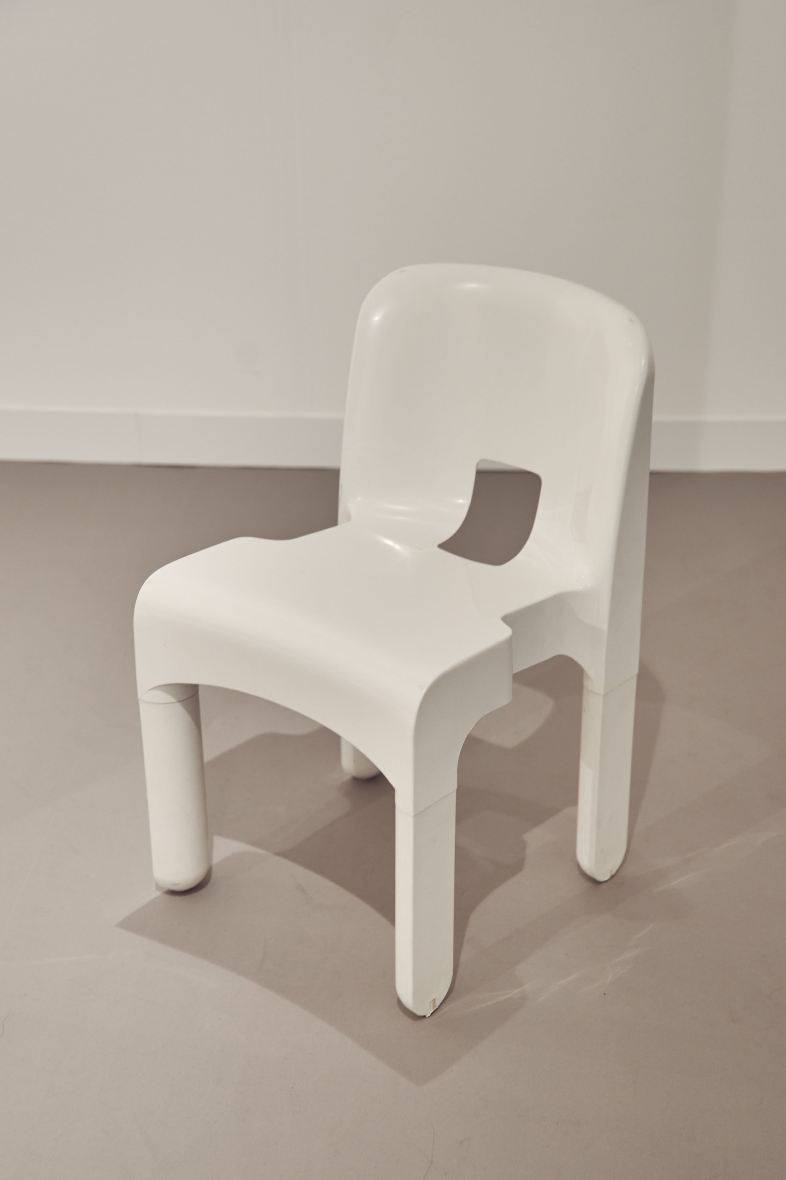 frieze-chairs_ln-cc_014-web.jpg