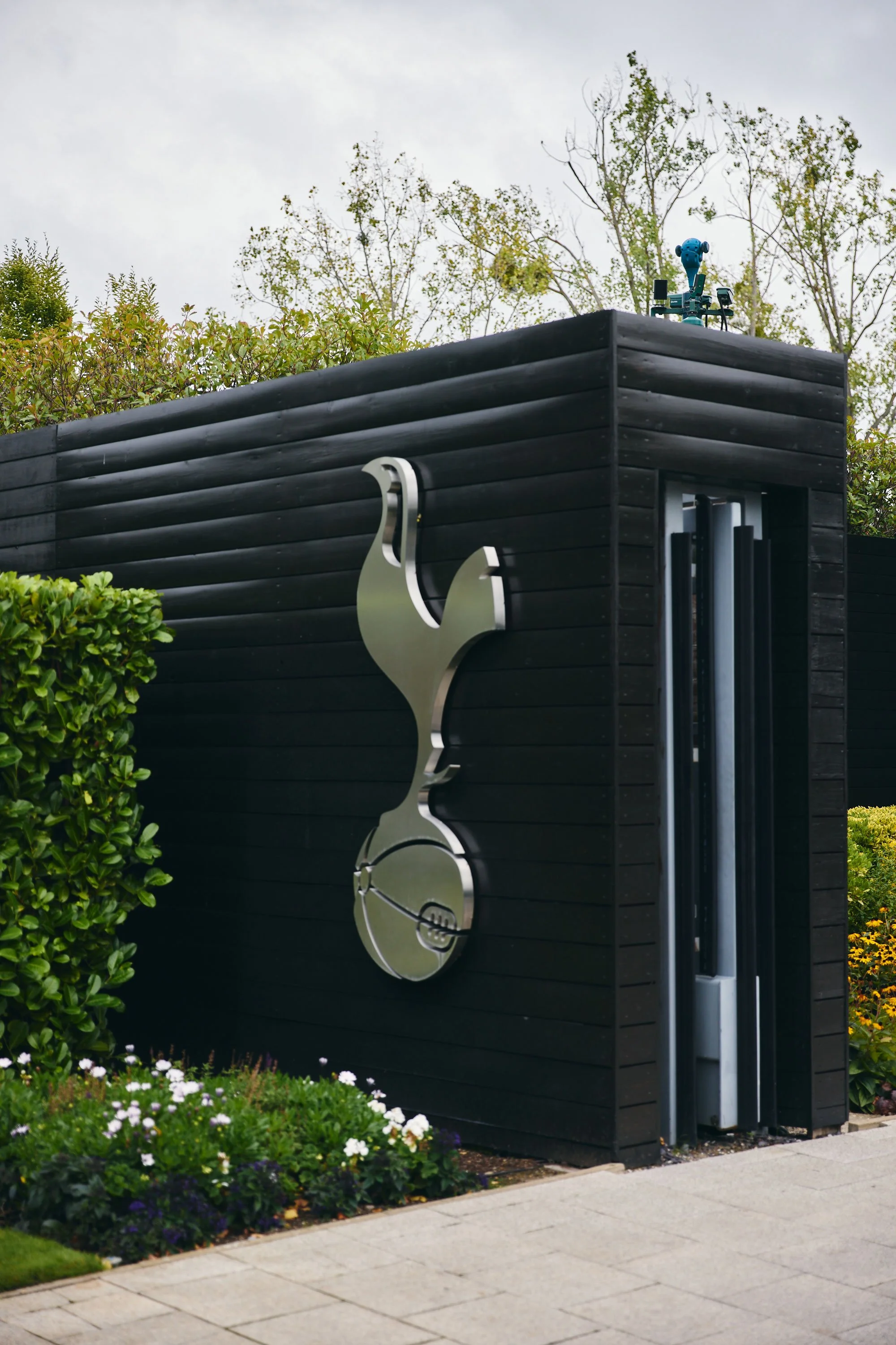 Thomas Frank &amp; Michael Carrick for Amazon Prime