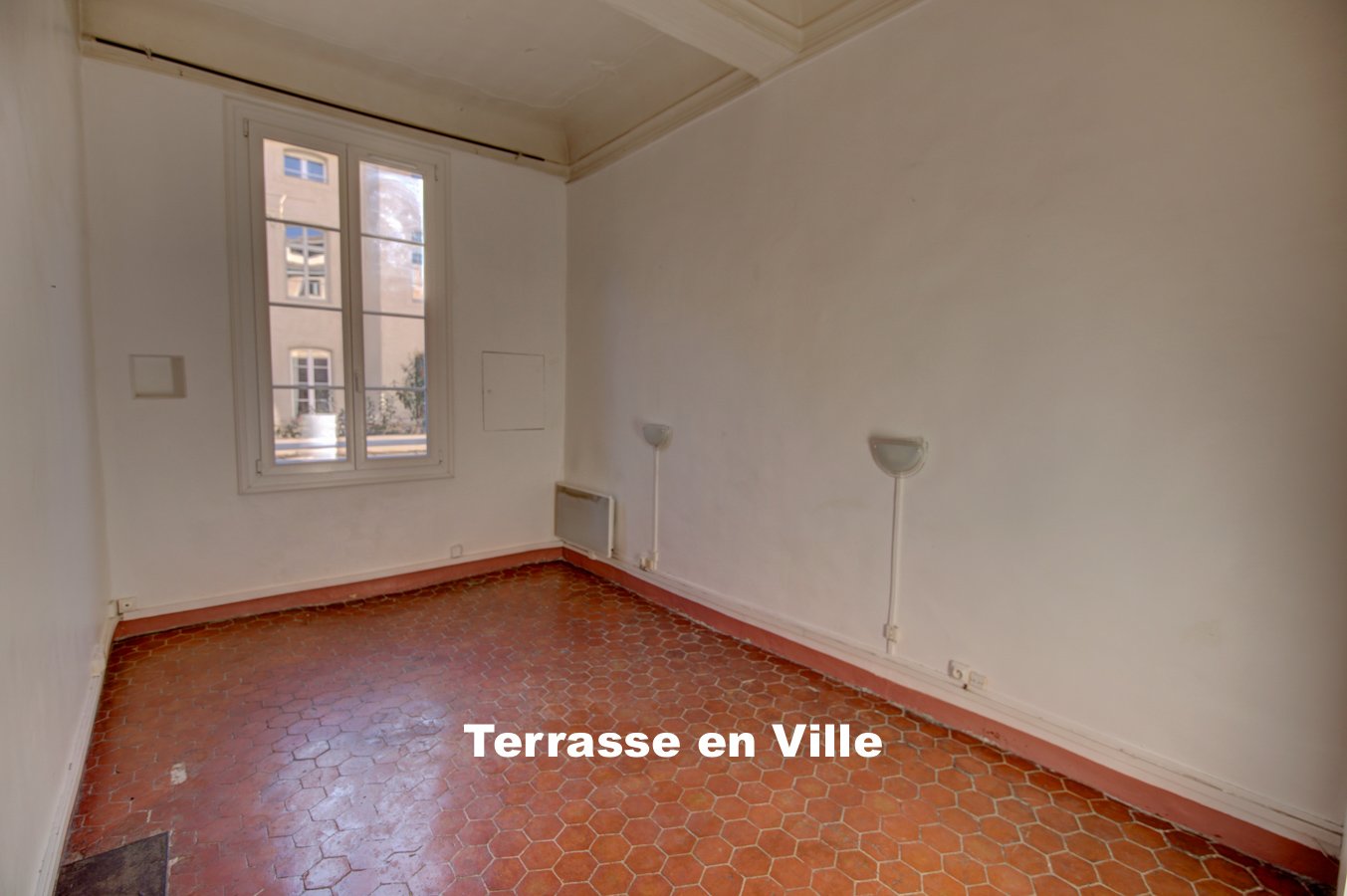 SOUS-COMPROMIS -  - AIX  EN PROVENCE - CENTRE-VILLE -  PALAIS DE JUSTICE -  T2/3 - 310 000 €  