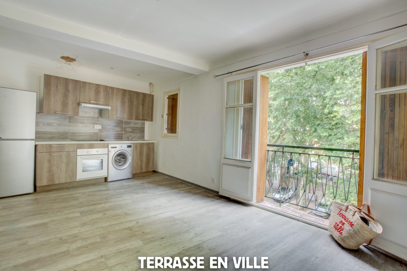 CENTRE VILLE HISTORIQUE - T2 - 46,5 M2 - 245 000€  