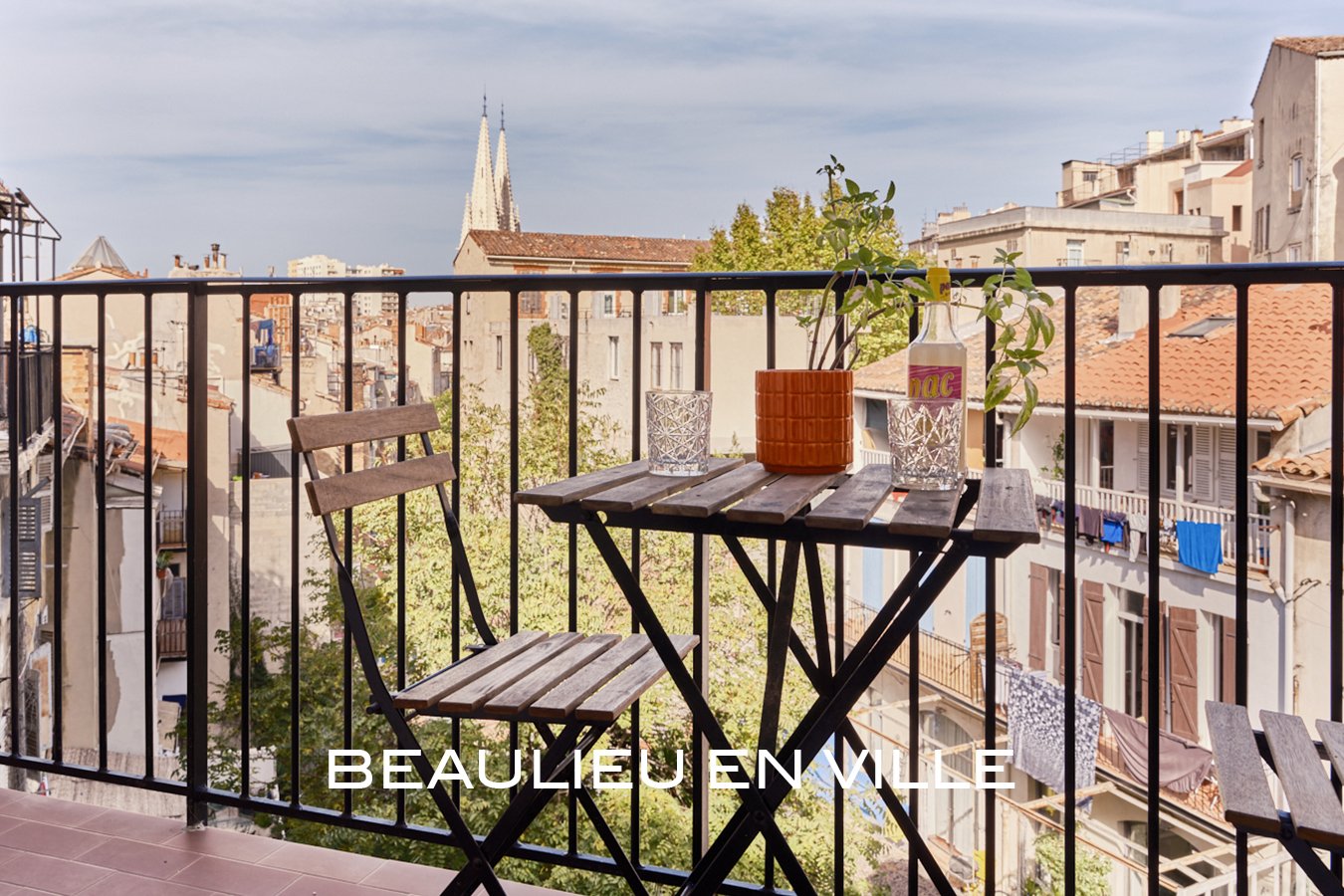 SOUS OFFRE - EXCLUSIVITE - THIERS - T3 - 72M2 - BALCON - GARAGE - 300 000€