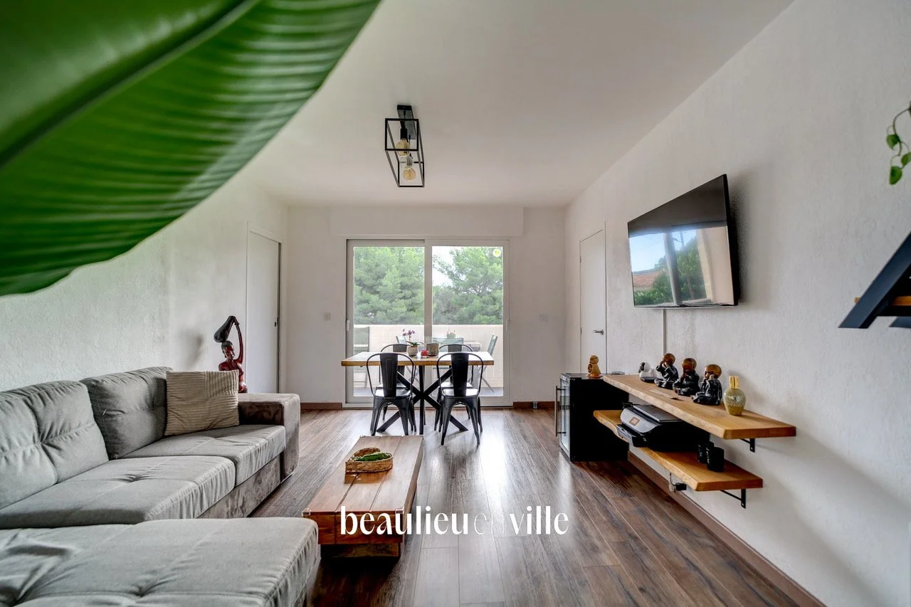 LA CIOTAT - SECTEUR VIREBELLE  - T4 RENOVE - COMMERCES ECOLES A PIED - 395 000 €