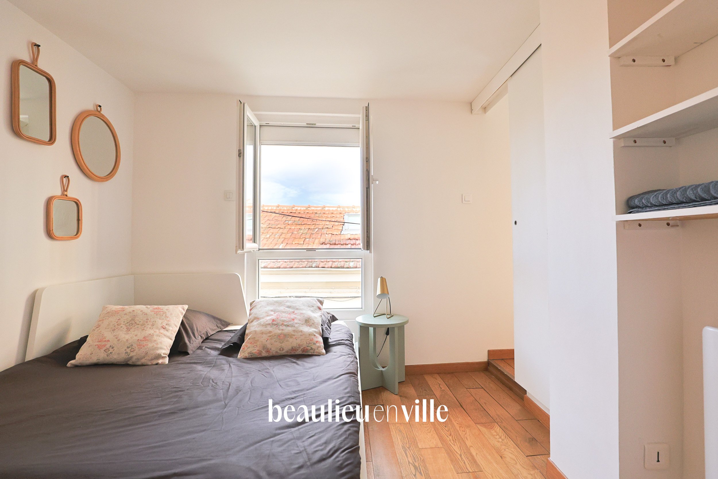 SOUS OFFRE - EXCLUSIVITE - BOMPARD - T1/2 - 150 000 €