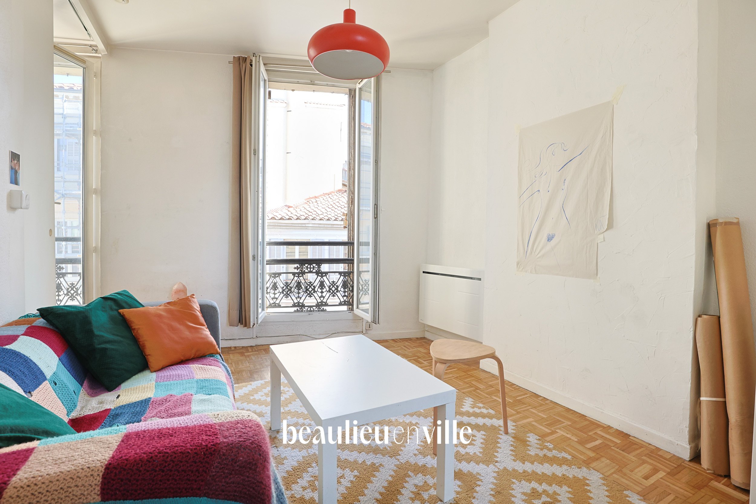 SOUS OFFRE - EXCLUSIVITE - THIERS - T2 - 25M2 - DERNIER ETAGE - 108 000 €