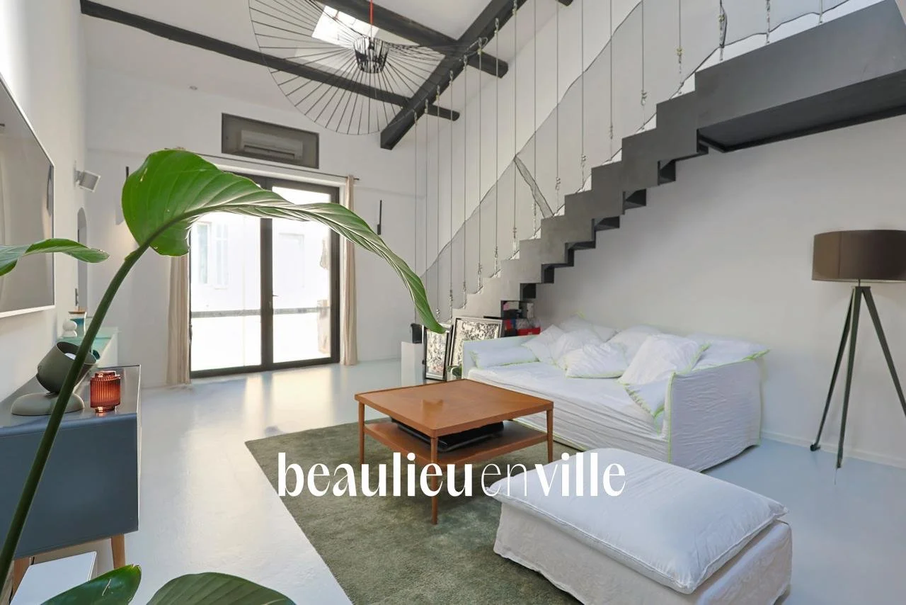 EXCLUSIVITÉ – VIEUX-PORT – LOFT - T4 – 480 000 €