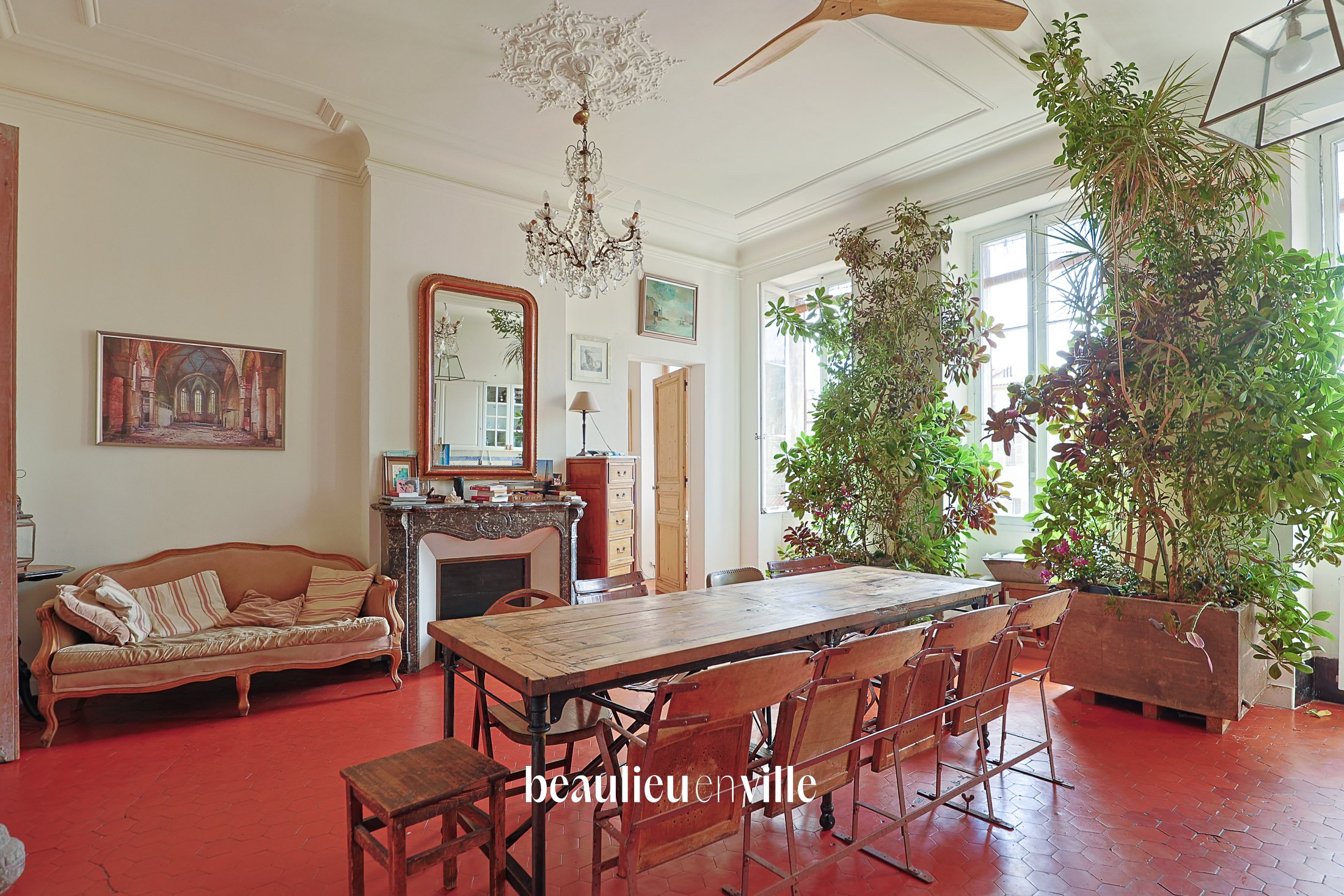 EXCLUSIVITE - SAINT CHARLES/BELSUNCE - T4 - 155 m2 - 470 000 EUROS