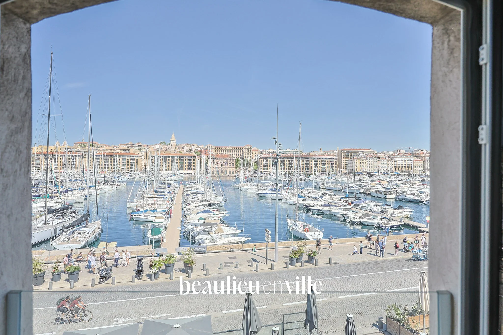 EXCLUSIVITE - VIEUX PORT - DUPLEX  T3/4  - VUE VIEUX PORT -  645 000€