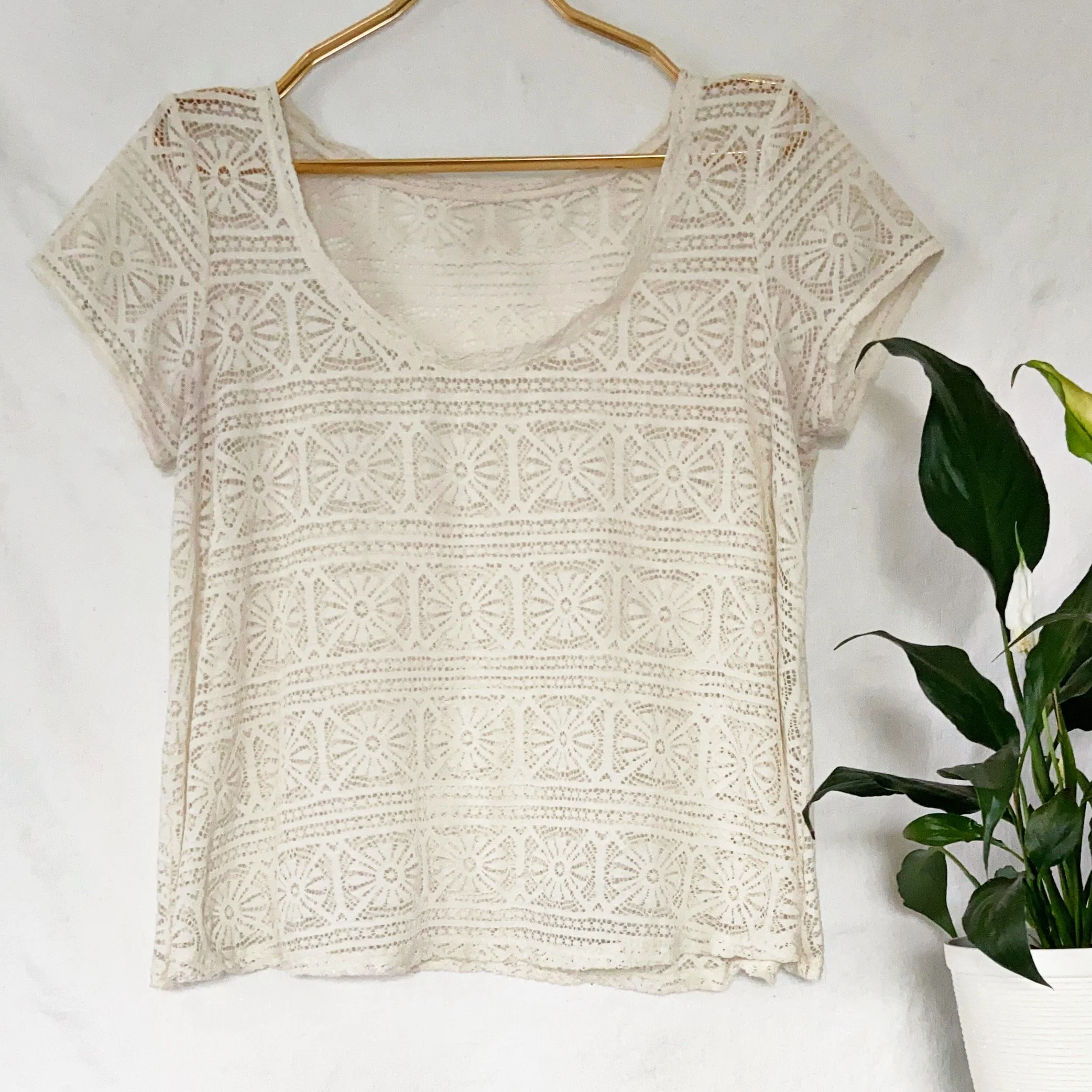 Natural - Textural Lace Top