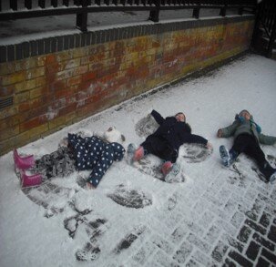 Snow Angels.jpg