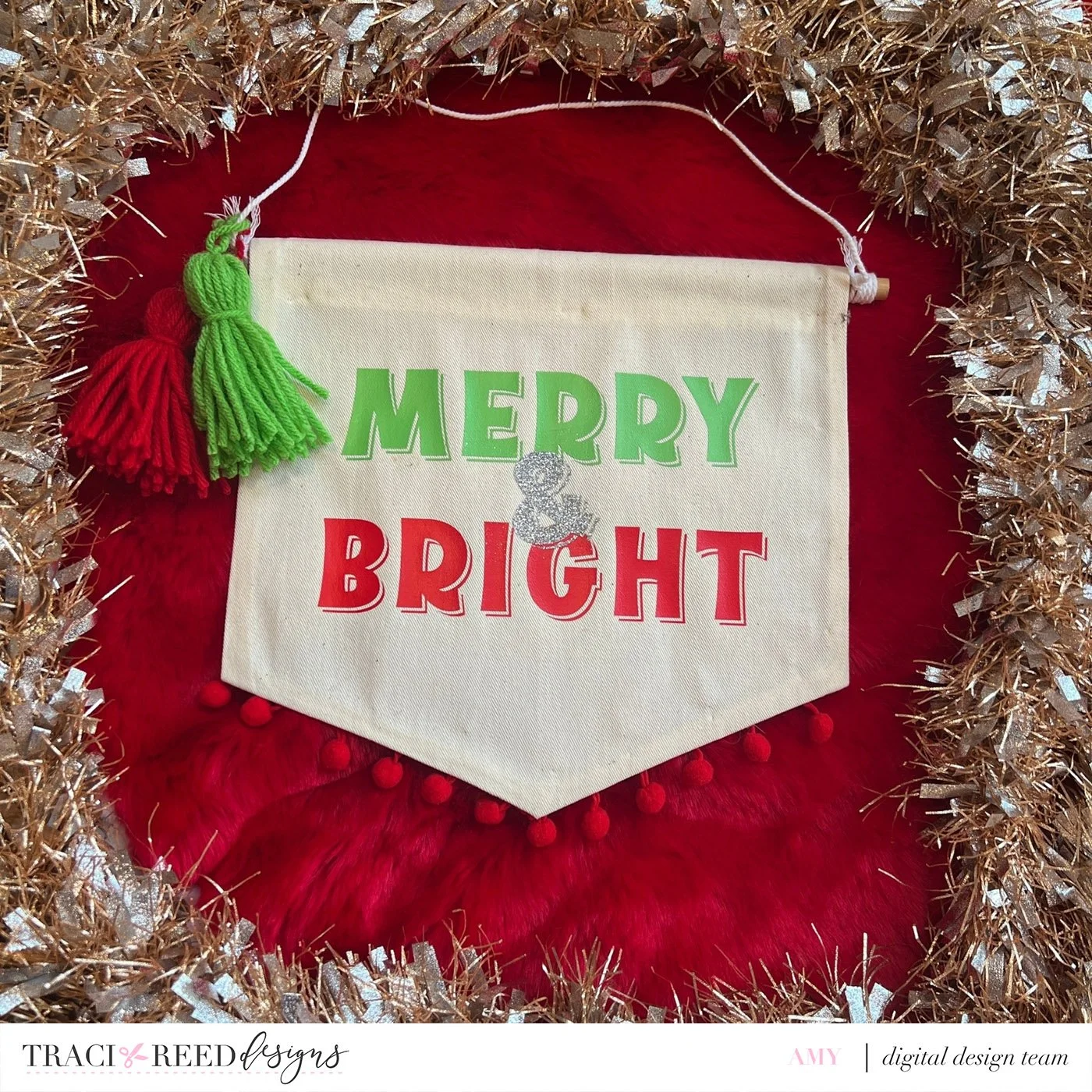 A Festive ‘Merry &amp; Bright’ Banner with Amy