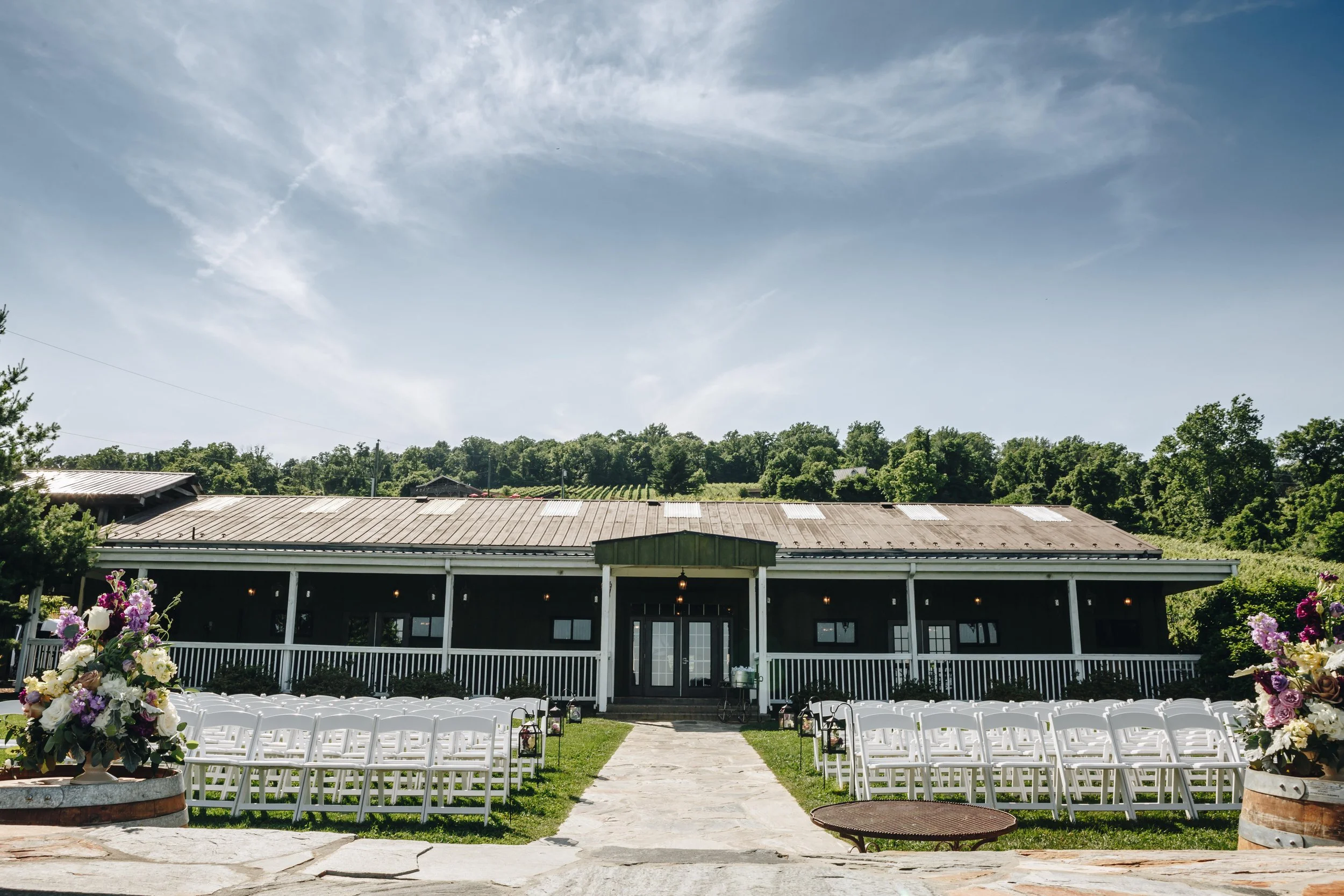 How to Host an All-Inclusive Wedding in Wine Country