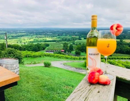 peach_fuzztival_bluemont_vineyard.jpg