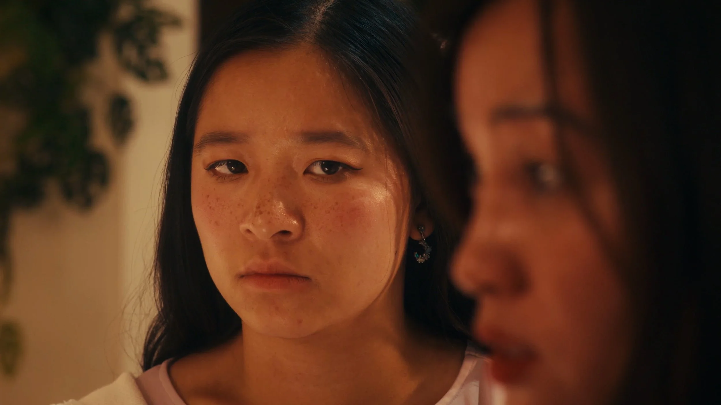 THUY_JJ_COLOR.jpg