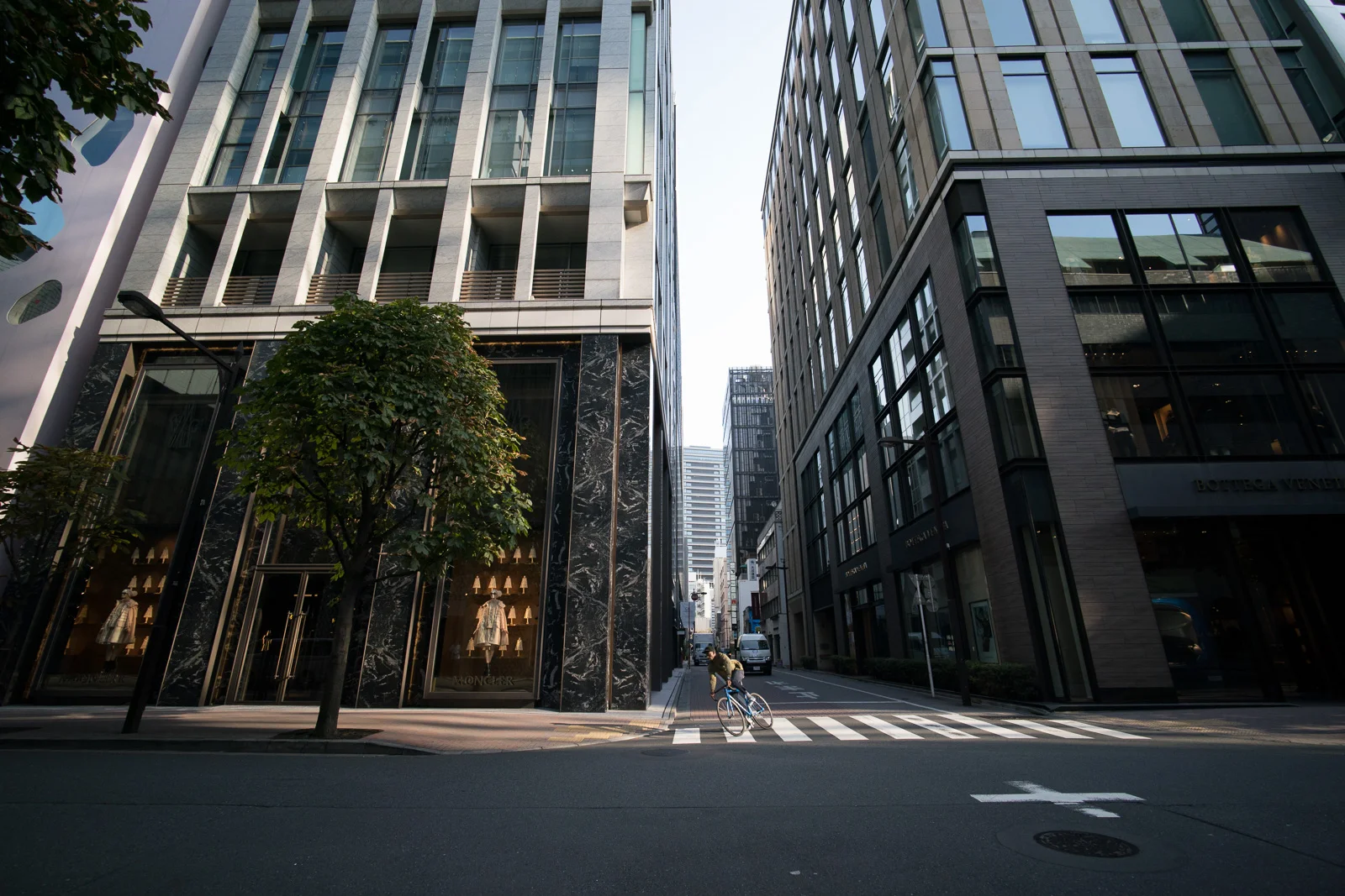 MikeHernandez_Ginza_Blotto_04398.jpg