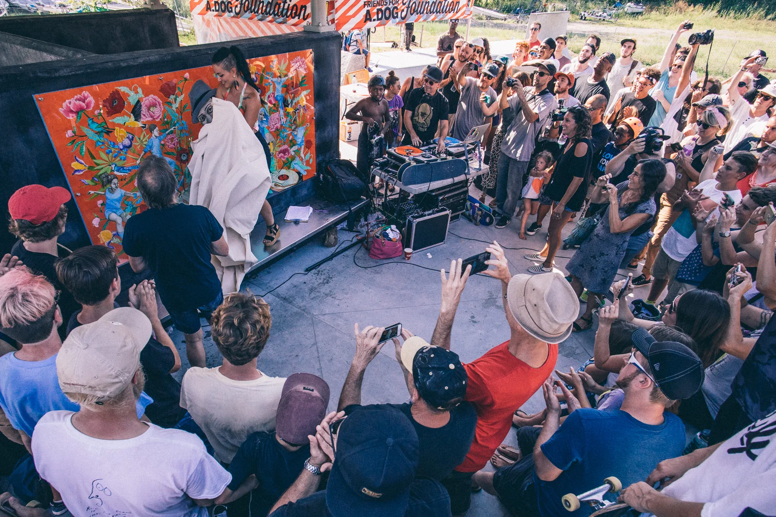 2_MuralUnveiling_AdogDay2016_Blotto_01153.jpg