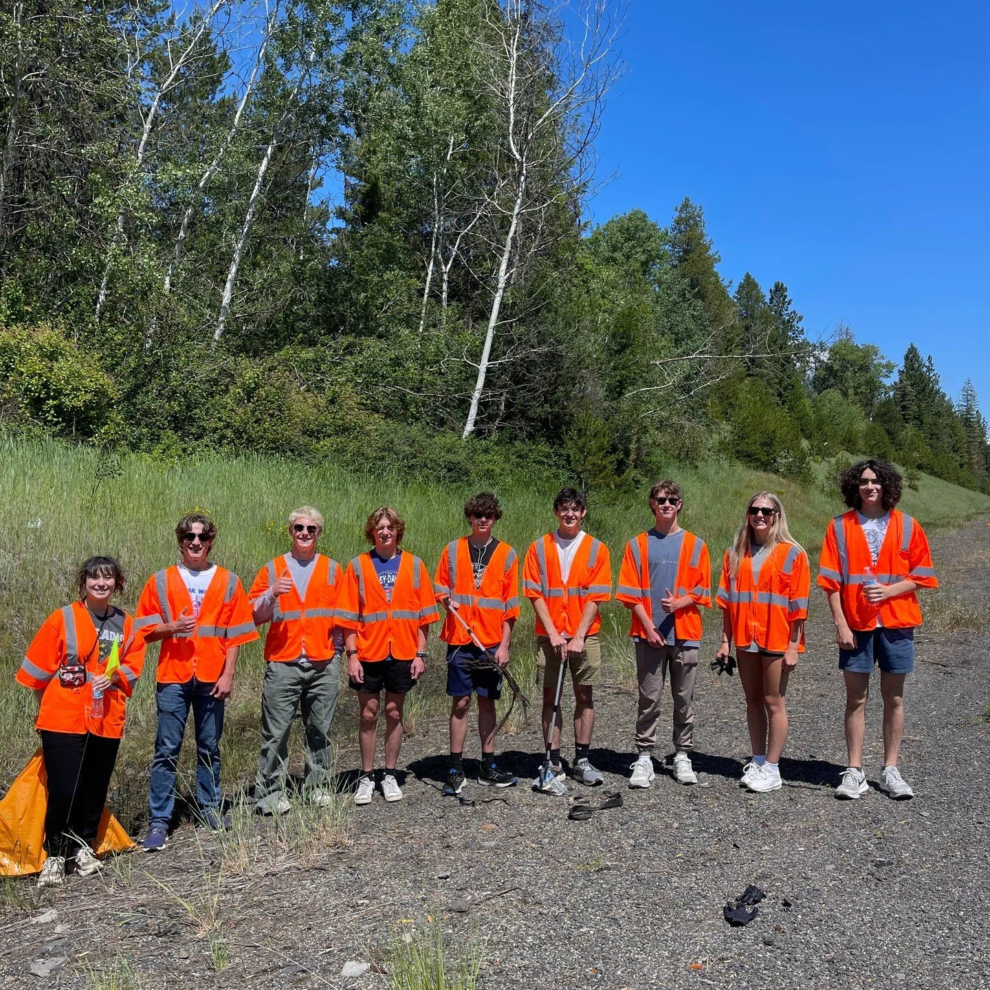 Did you know Bloom coordinates community service events for Bloomies? Some of our projects include highway clean-up, Backpacks with Bloomies, trail building, and so much more! This year Bloom put on a highway clean-up event and is about to do a car w
