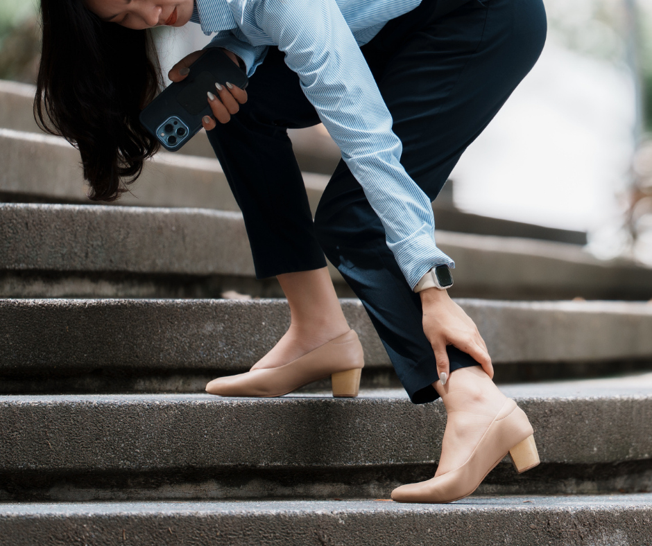 Why the Back of My Heel Hurts Going Up Stairs: Tendonitis vs. Bursitis