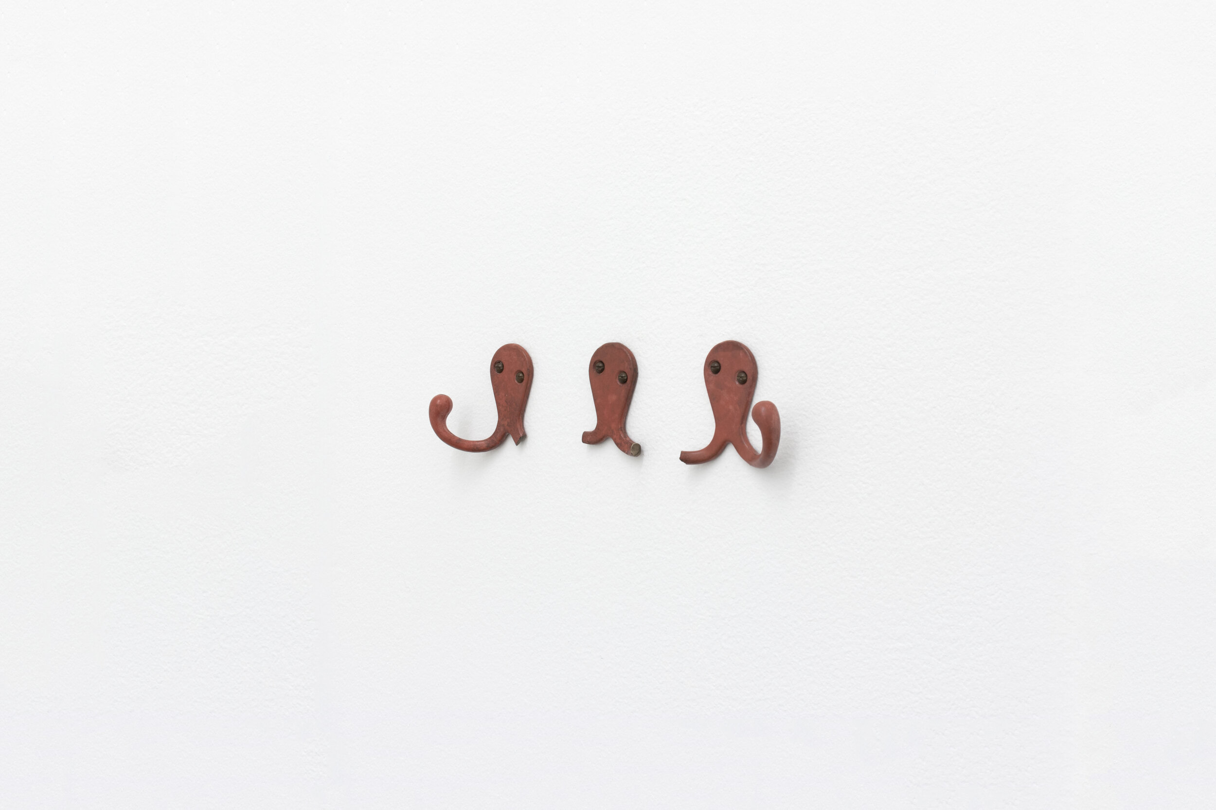  Vanessa Maltese   Hook no. 3 , 2020  patinated bronze, wax, hardware  variable dimensions 