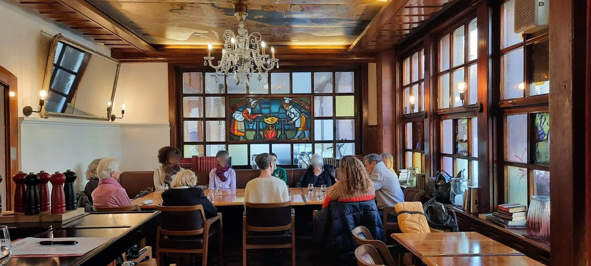 Café-récits animé par Evelyne Mertens au restaurant La Mère Royaume pour la Bibliothèque Braille de Genève