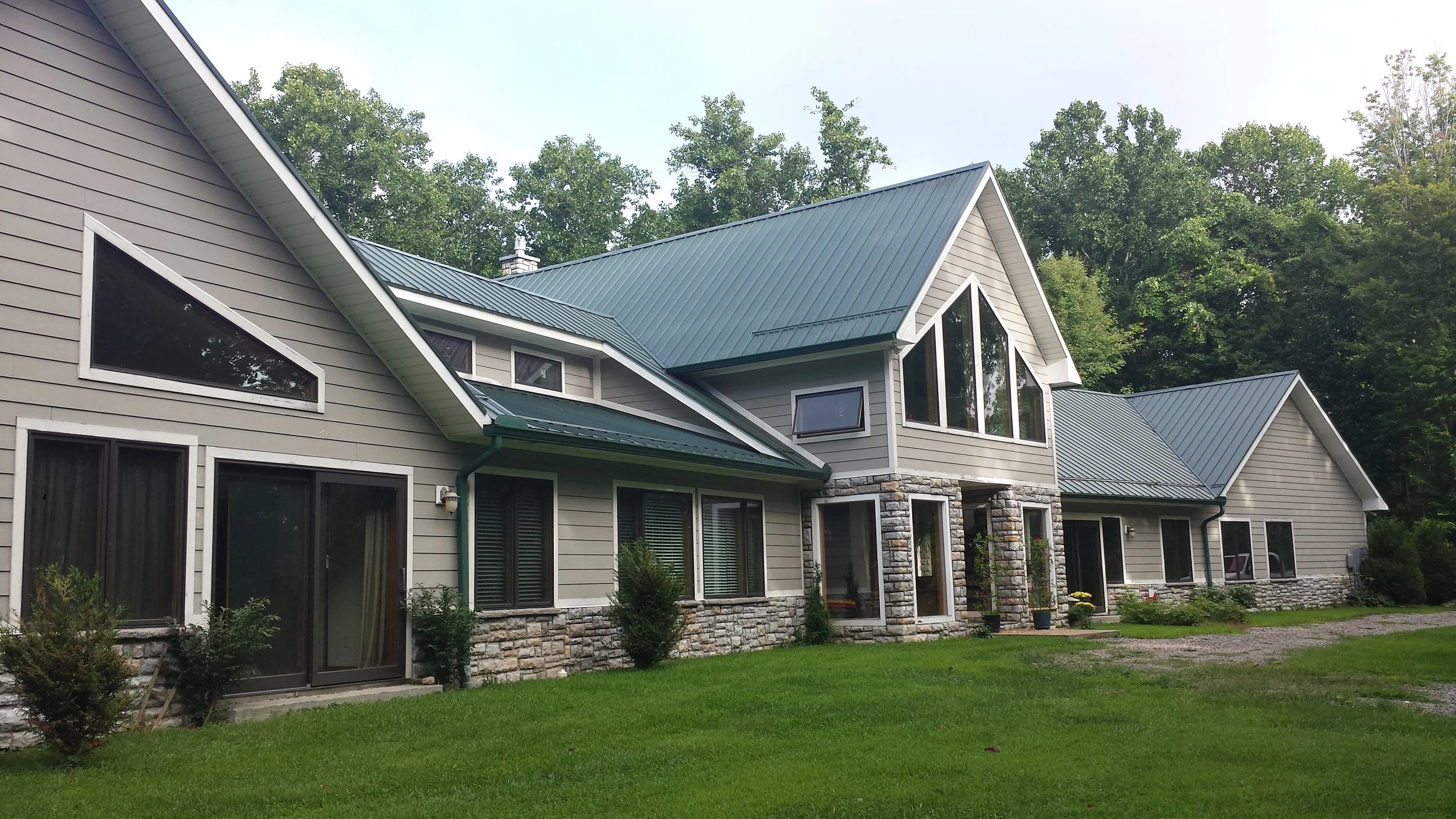 Rose HillThe following is placeholder text known as “lorem ipsum,” which is scrambled Latin used by designers to mimic real copy. Aenean eu justo sed elit dignissim aliquam. Class aptent taciti sociosqu ad litora torquent per conubia nostra, per inc…