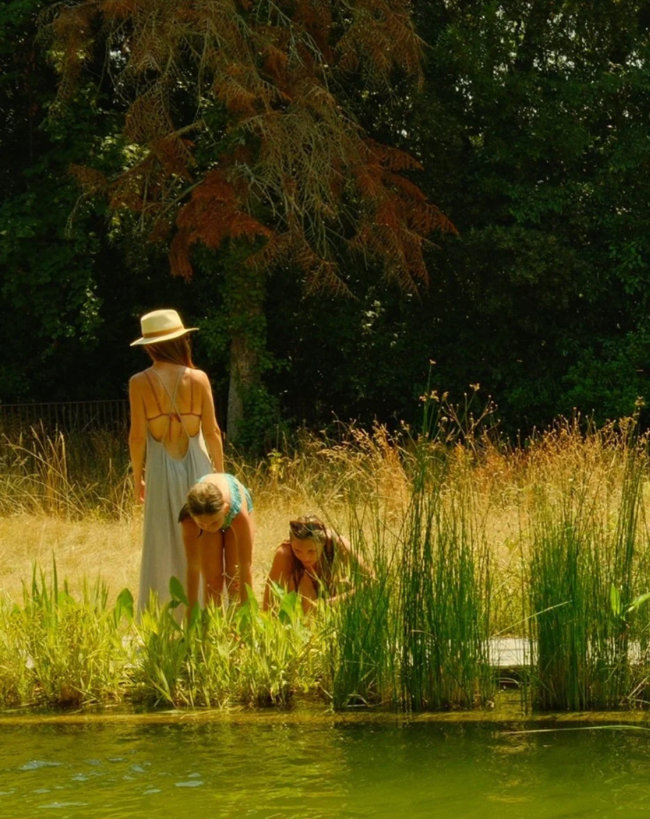France with my mama and my daughter. Thank you @clearly_kim for the pics!