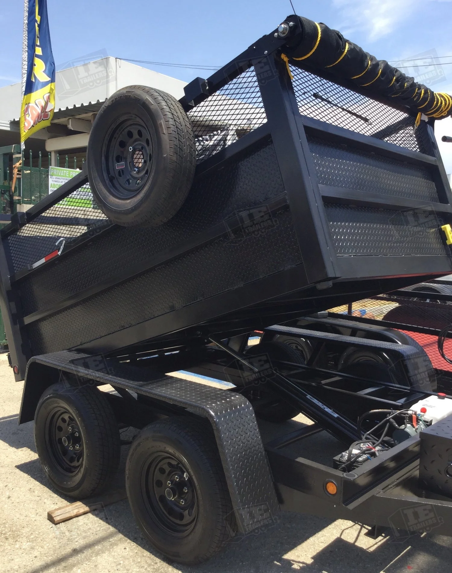 DUMP 5'x8'x3' 1' MESH (3.5)K HD