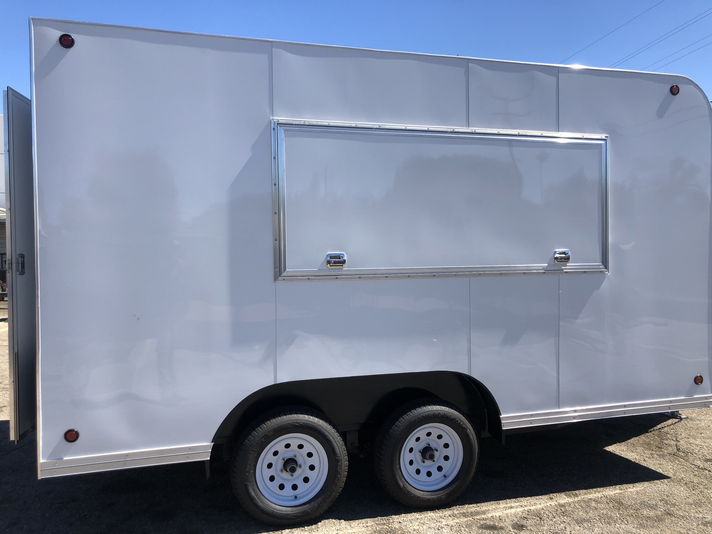 Vending Trailer 8.5'x14'x7.6' model 2