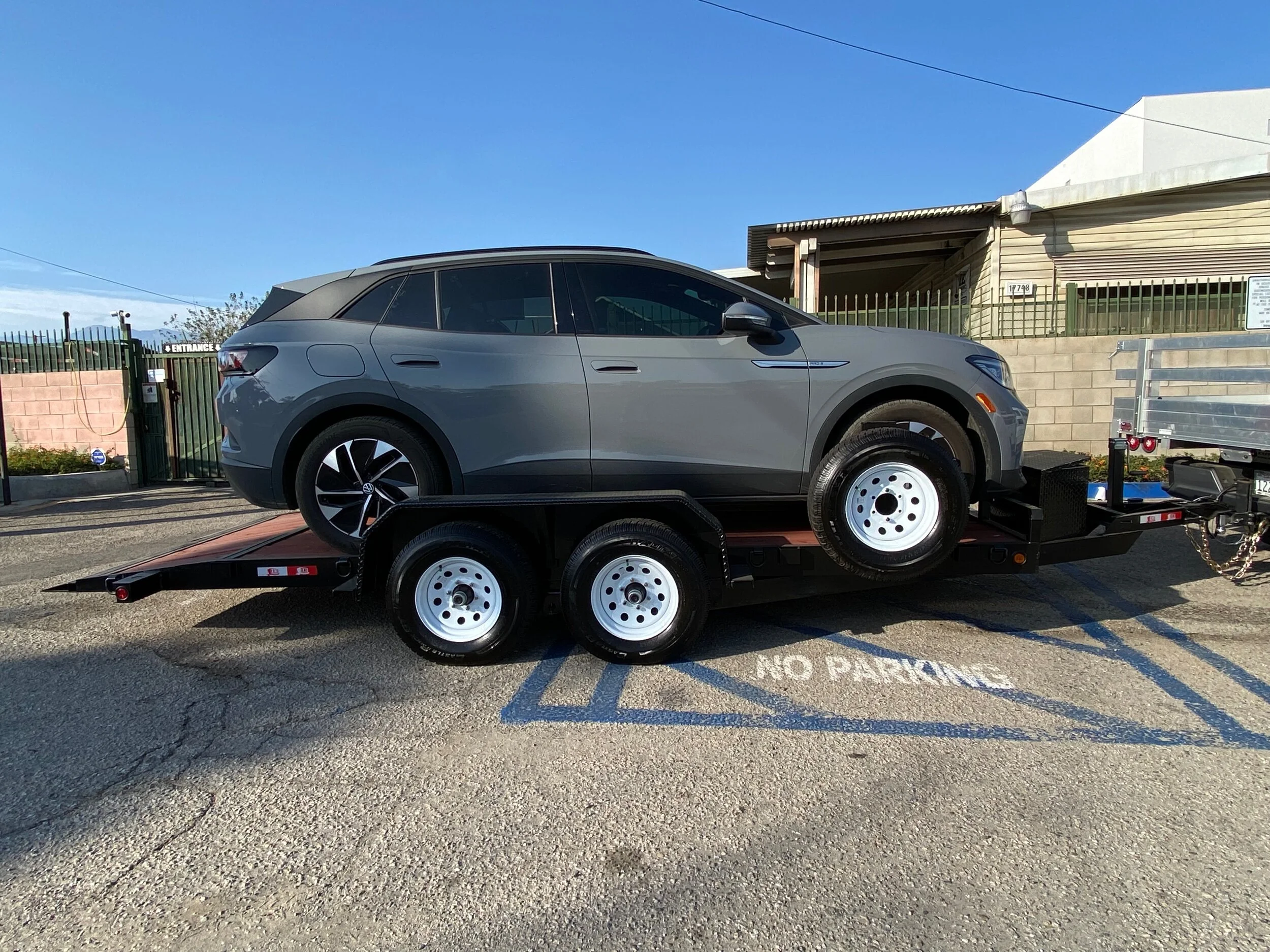 5900CDD3-4CA6-4EE4-9997-947F1E9E5F63