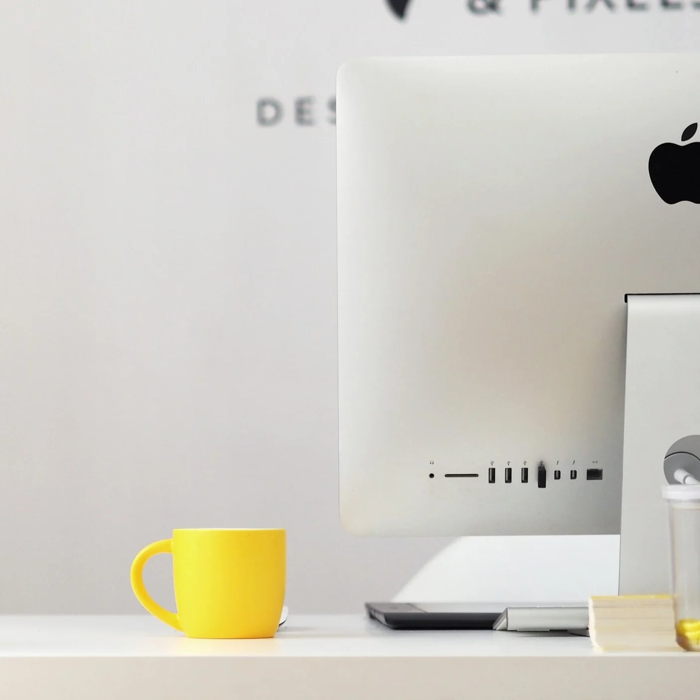 Meredith Ryness_Service_Office Tidy.jpg