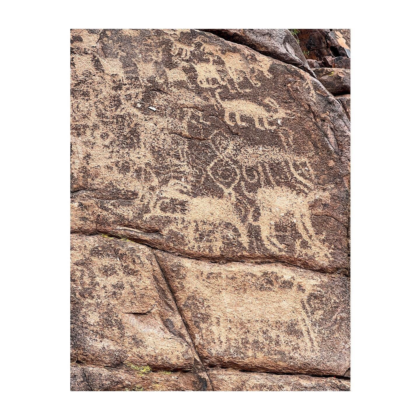 &bull;
&bull;
what a pleasure to know 
that things much more ancient and sacred than myself exist
&bull;
.
.
Hieroglyphics of the HoHokum Indigenous peoples of the desert lands we now call the Superstition Wilderness. 

The Hohokam lived in the Phoen