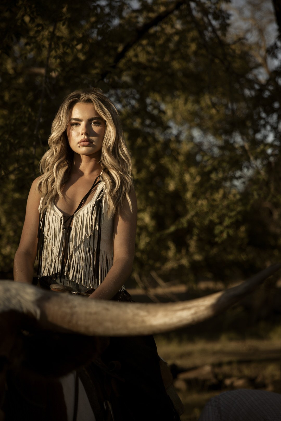 Longhorn-rider-georgia-faith-hill00006.jpg