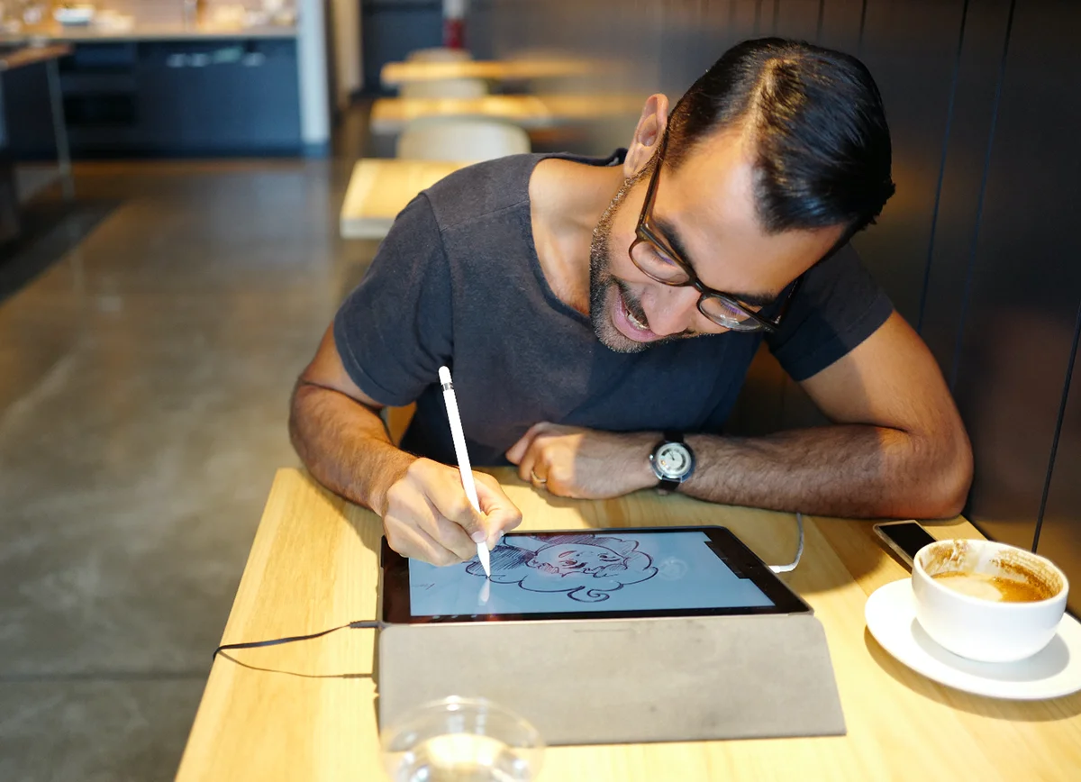 RaulVillalobos_Portrait.jpg