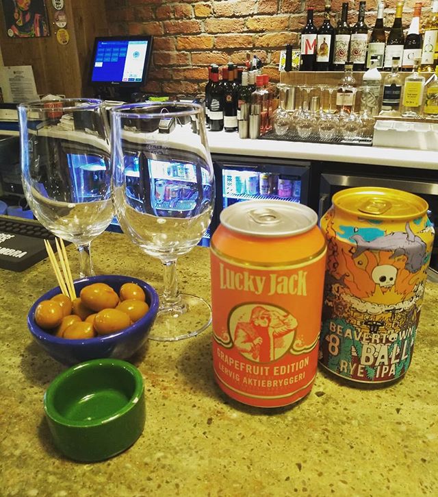 We not only specialise in charcuterie we serve some very tasty beers #luckyjack #beavertown #labocaham #spanishvibes #charcuterie #manchester #nqmanchester