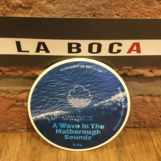 Sooooo happy to announce we have on tap NOW this beautiful DDH Pale made from hand selected New Zealand hops.
Another outstanding triumph from @cloudwaterbrew but hey don’t just take our word for it, stop by for a cheeky one 😉
Now pouring @labocaham
#craftbeer #northernquarter #tapas #beerfriday #weekendvibes #goodtimes