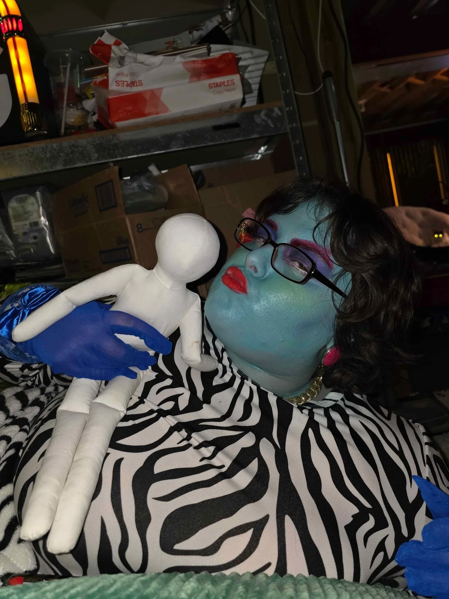 Another day another look 

#halloween #costumes #makeup #facepaint #neurodivergent