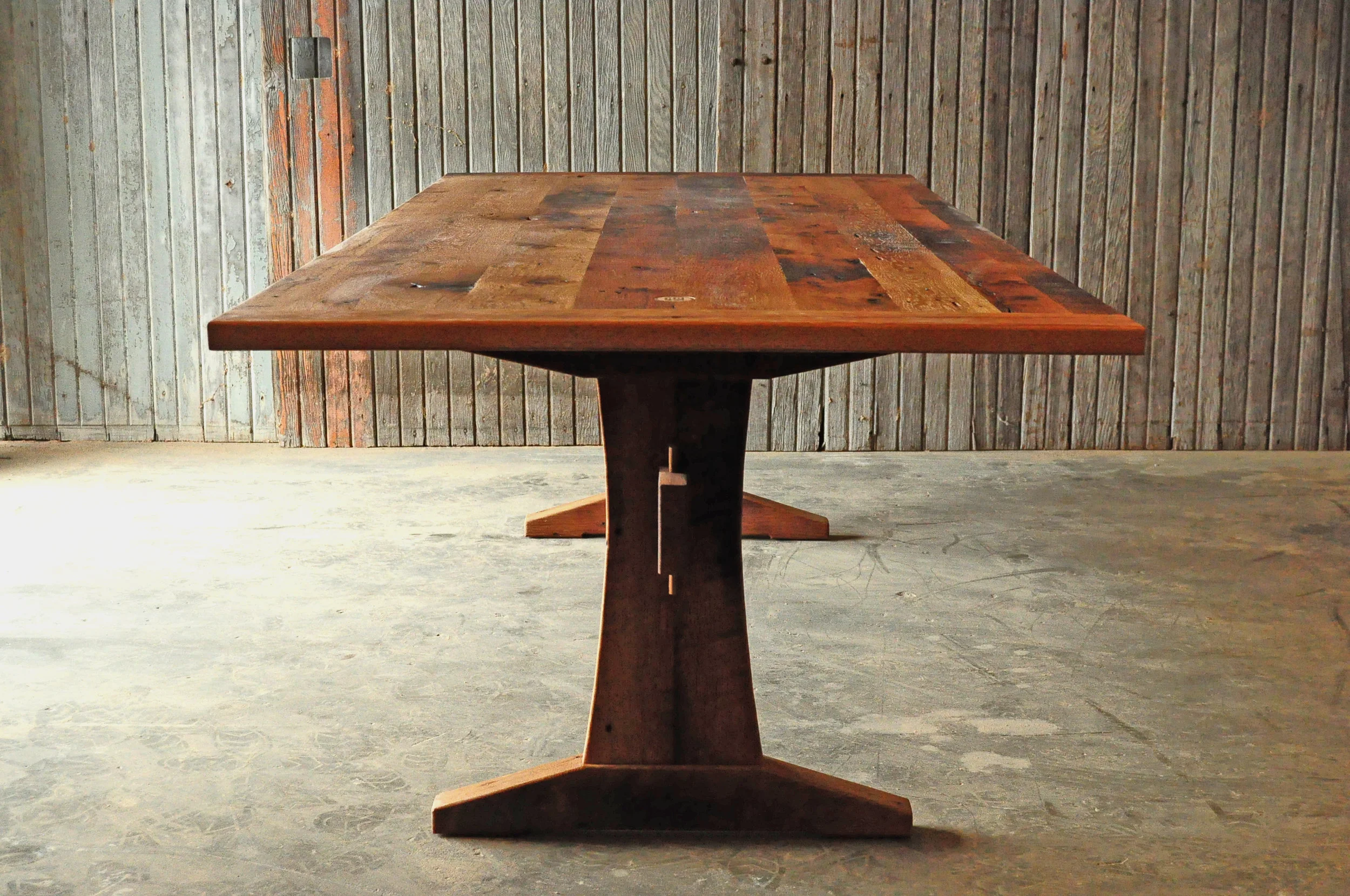 Smith_Lance_GuistineTableAndBench117.jpg