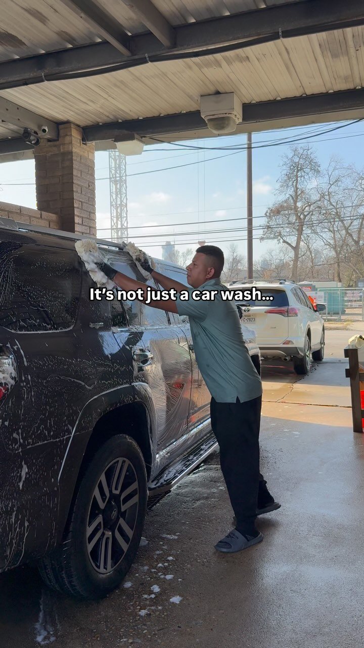 Not to mention you can treat yourself to our free beer on tap 🍻
#carwash #austintexas #atx #handwash #wax #detail