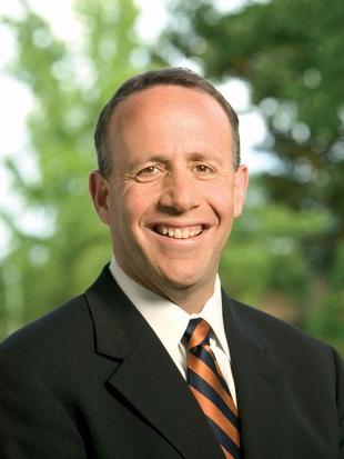 9:05 am: Welcome speech from Sacramento Mayor Darrell Steinberg